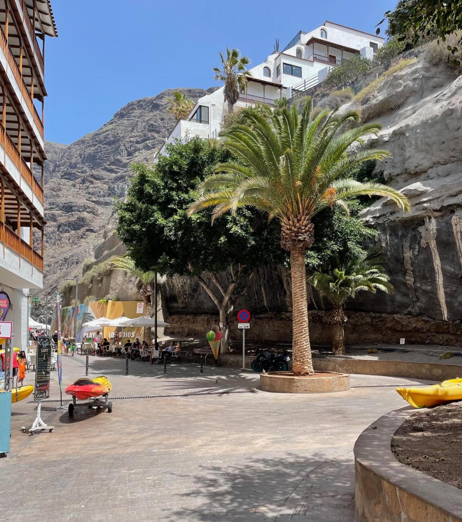 Penthouse De Roca In Poblado Marinero Apartment Acantilado de los Gigantes Luaran gambar